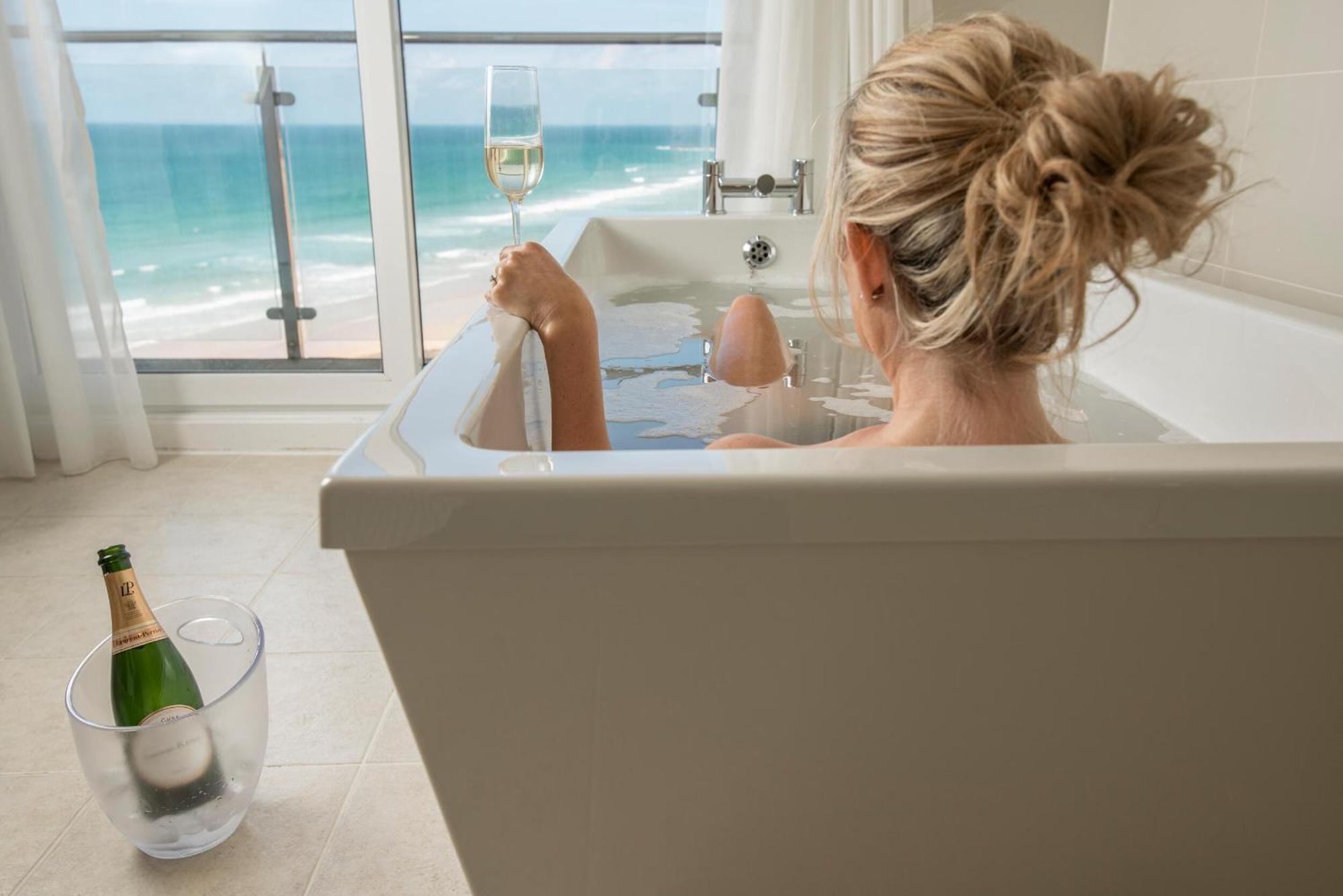 Fistral Beach Hotel And Spa - Adults Only Newquay  Ngoại thất bức ảnh