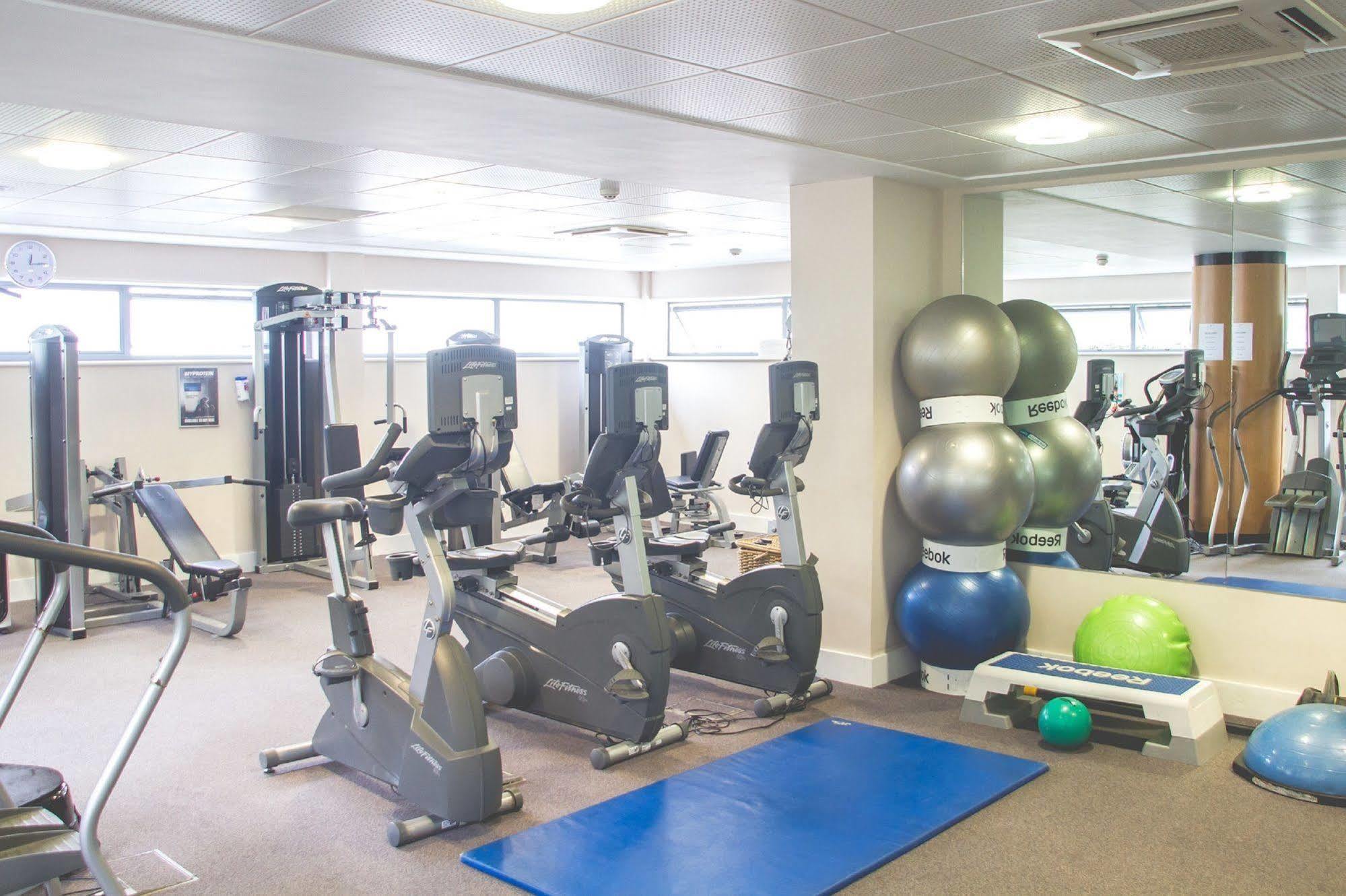 Fistral Beach Hotel And Spa - Adults Only Newquay  Ngoại thất bức ảnh